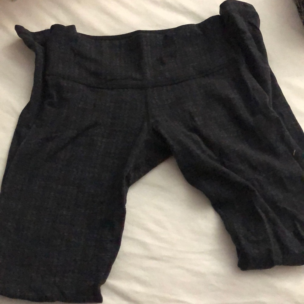Lululemon leggings, size 4